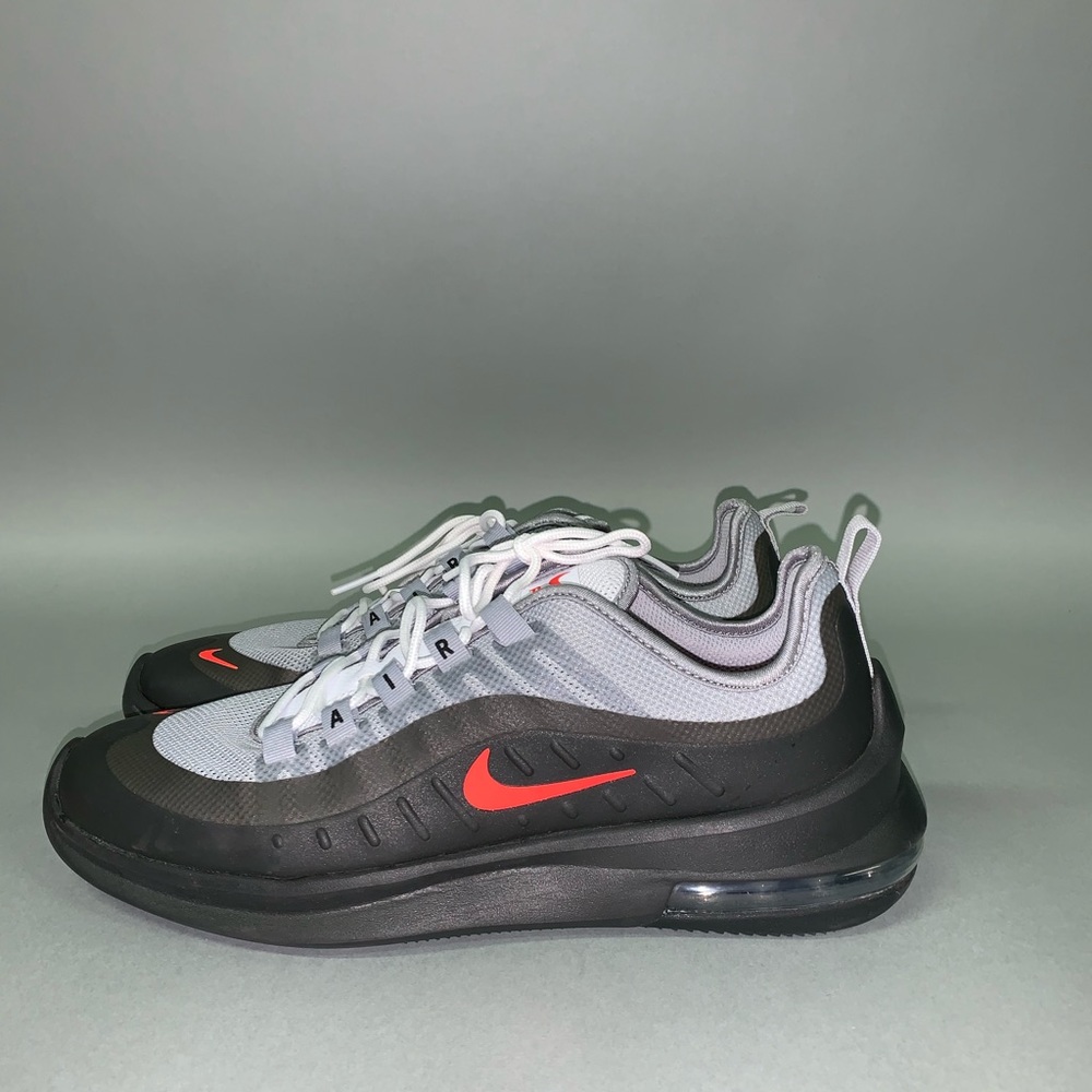 Nike Air Max Axis